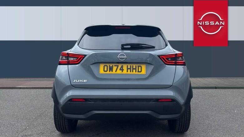 Nissan Juke 1.0 DiG-T N-Connecta 5dr DCT Petrol Hatchback